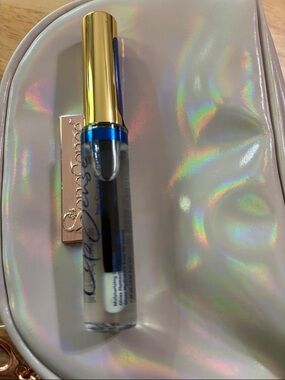 Senegence Moisturing Lip Gloss